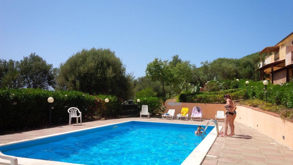 A.I.R. Badesi Borgo Di Mare Apartment Exterior photo